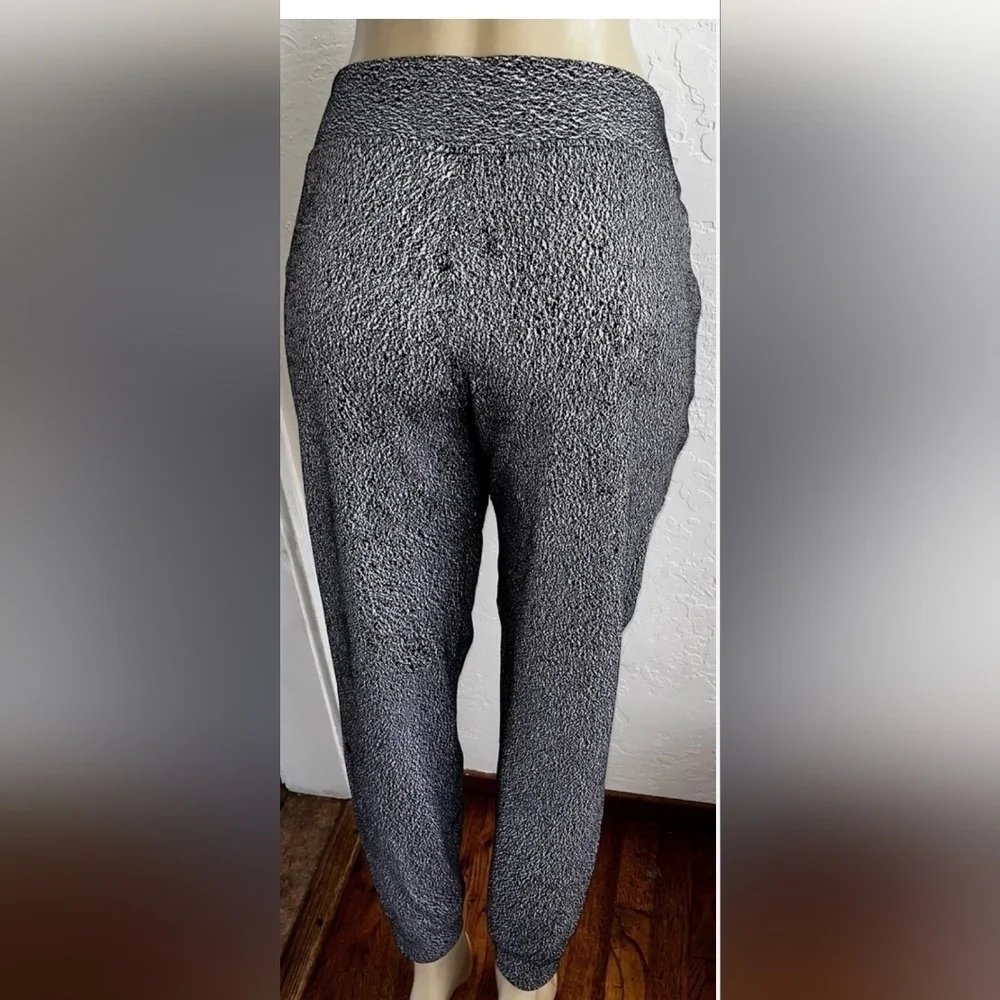 Lululemon Textured Jogger Pants